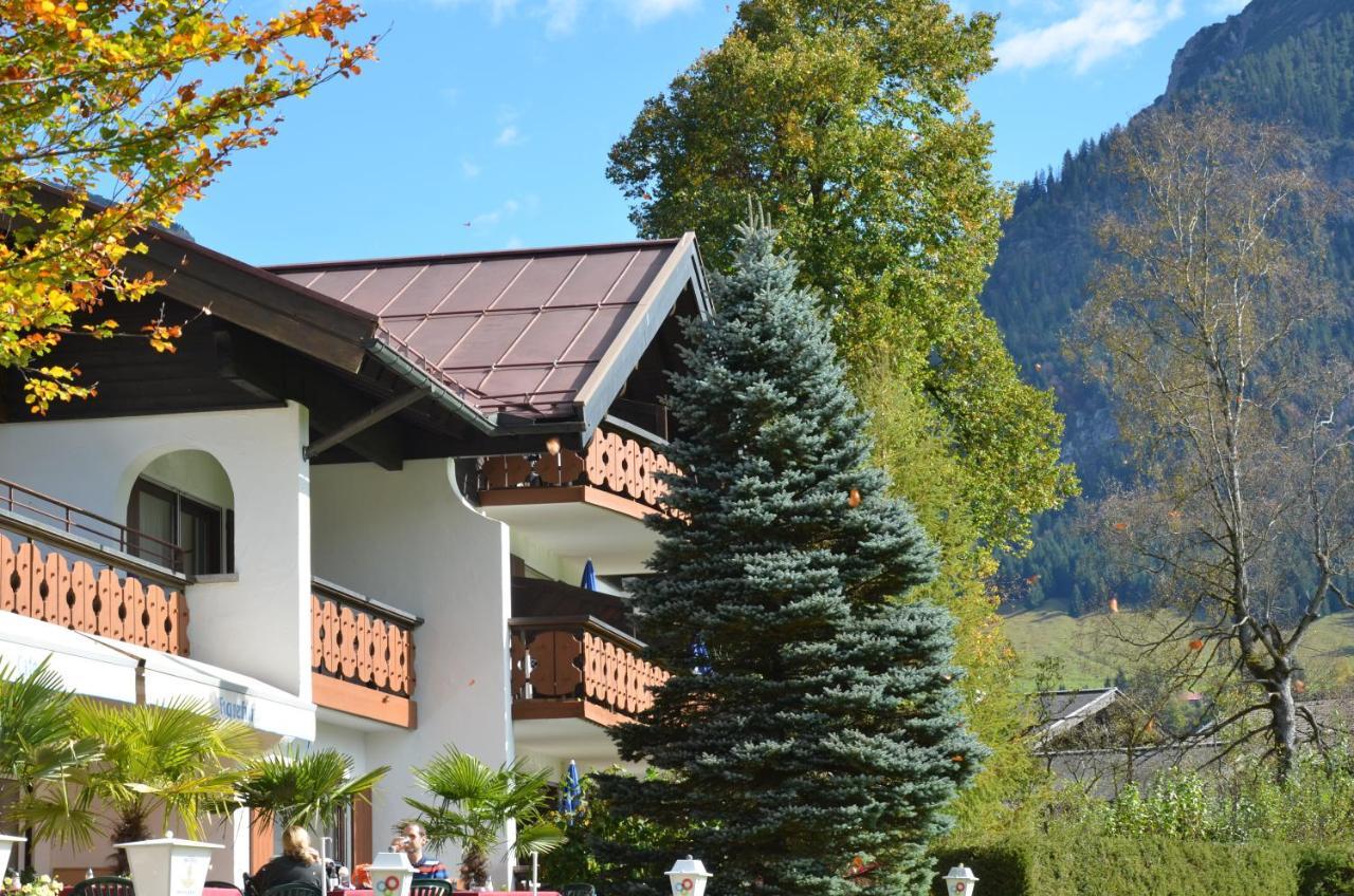 Hotel Cafe Fuggerhof Oberstdorf Esterno foto
