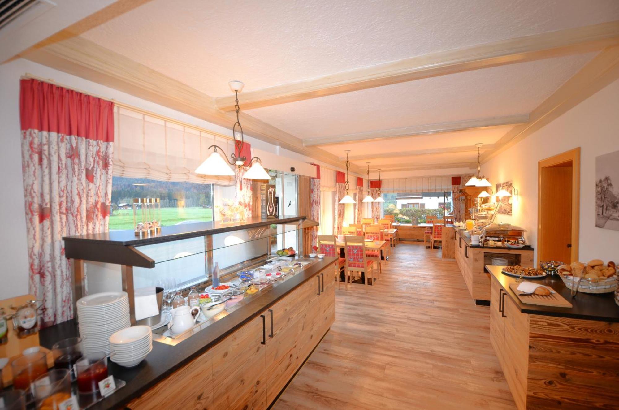 Hotel Cafe Fuggerhof Oberstdorf Esterno foto