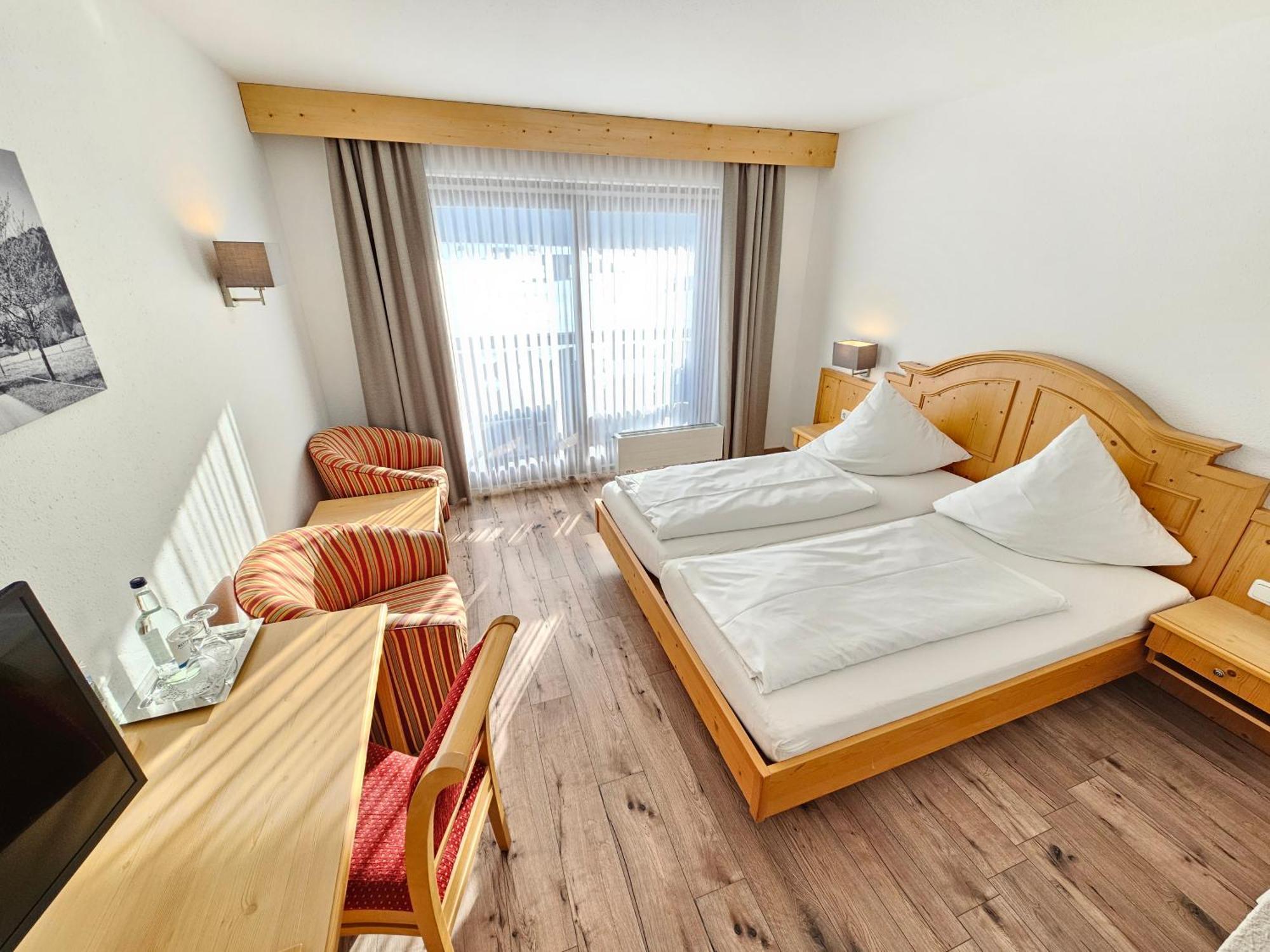 Hotel Cafe Fuggerhof Oberstdorf Esterno foto