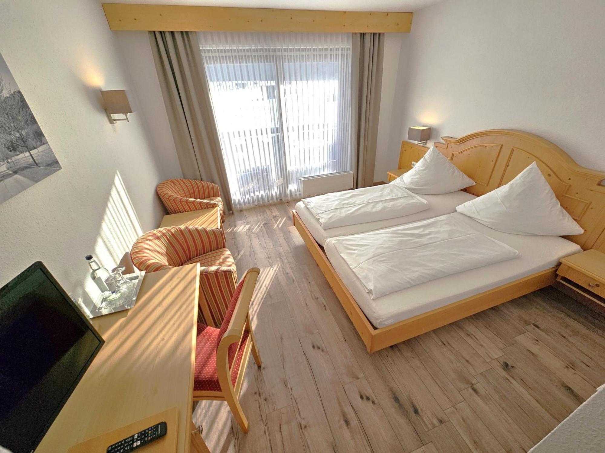 Hotel Cafe Fuggerhof Oberstdorf Esterno foto