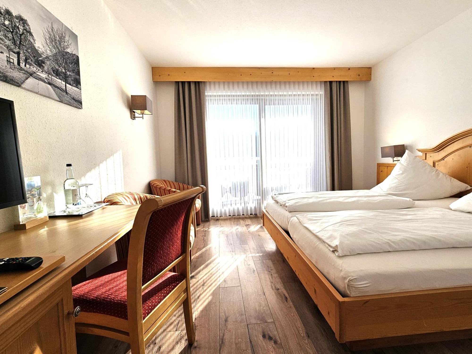 Hotel Cafe Fuggerhof Oberstdorf Esterno foto