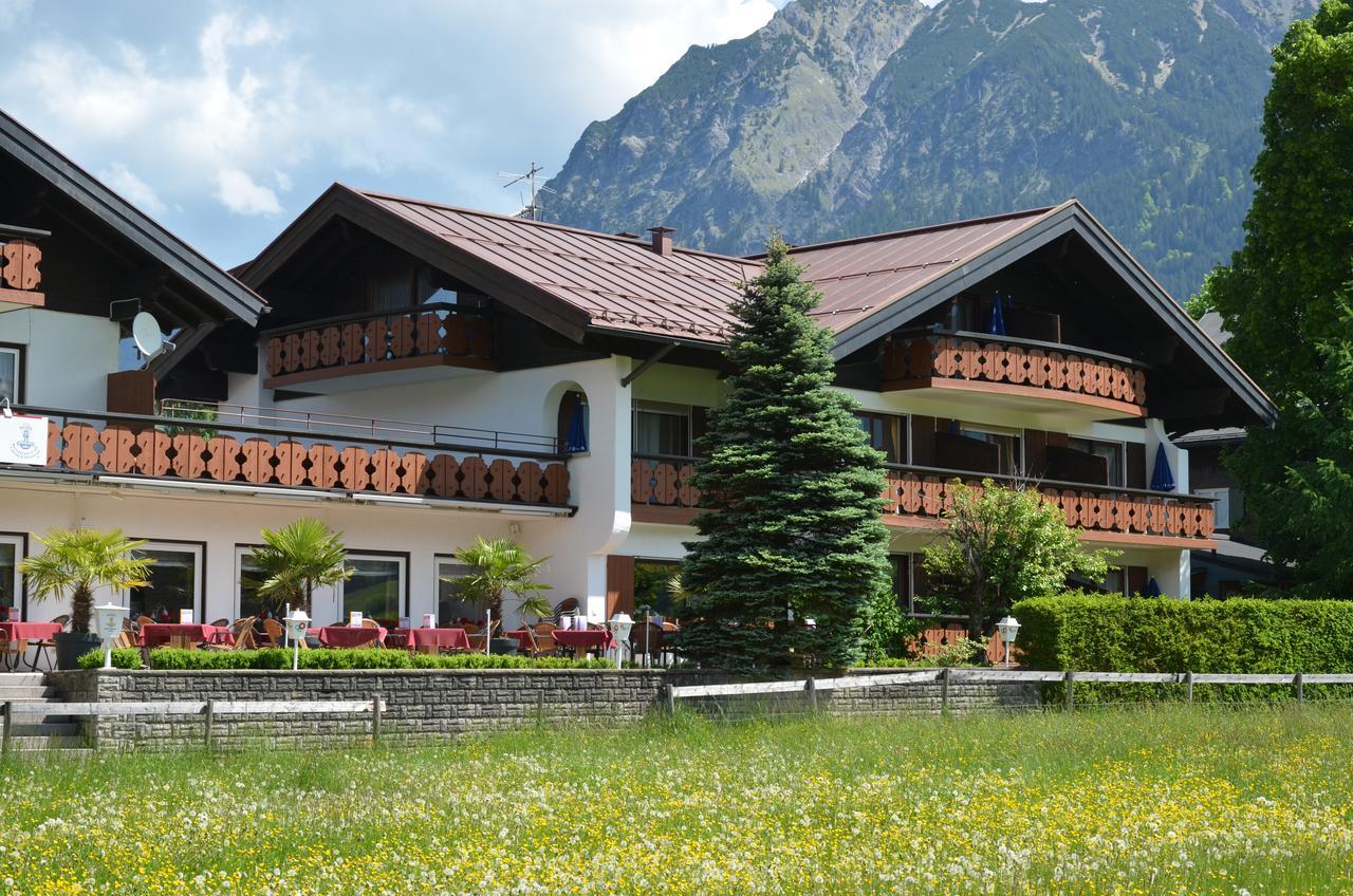 Hotel Cafe Fuggerhof Oberstdorf Esterno foto